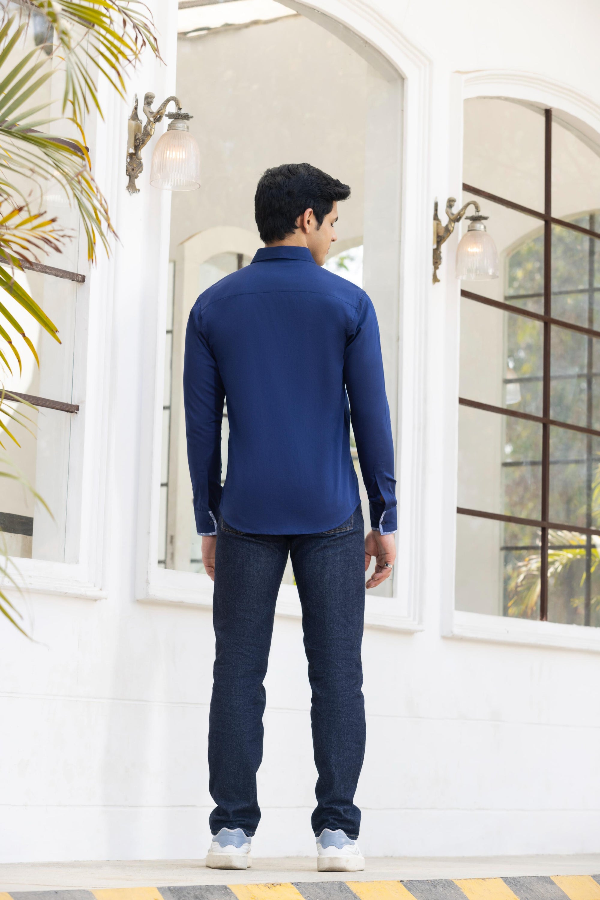 Twisted Zig-Zag Cut And Sew Shirt