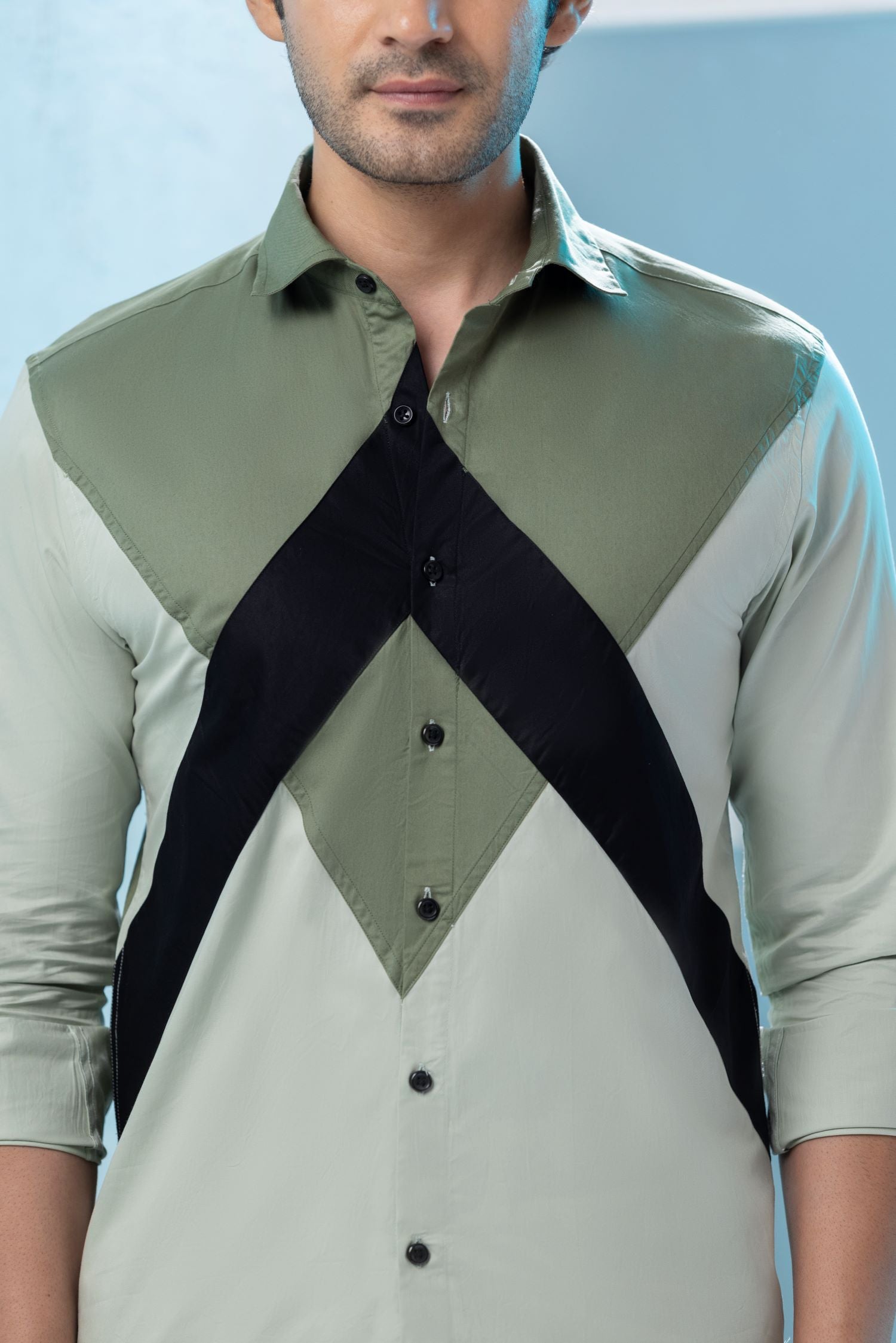 Inverted Triangle Cut And Sew Shirt
