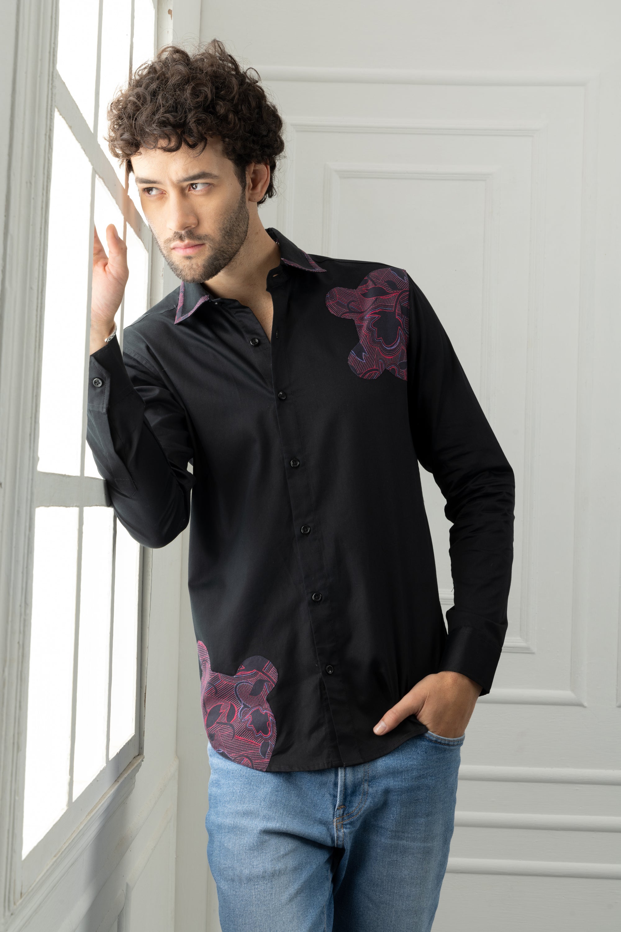 Glancing Mickey Cut And Sew Shirt